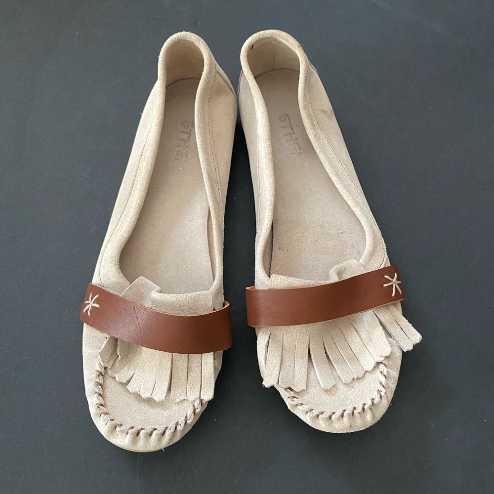 Ethem Womens Shoes Flat Loafer Slip-On in natural color, Leather suede